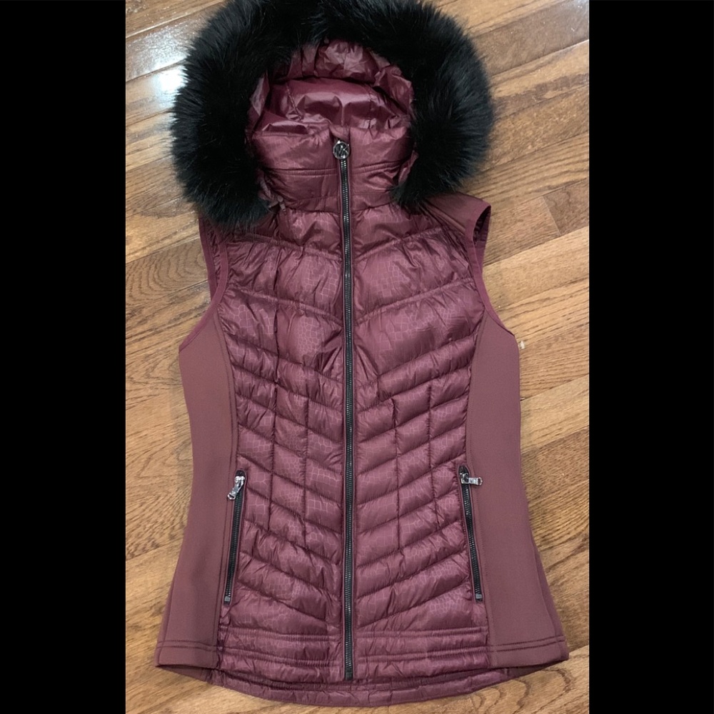 COPY - like new Michael Kors Faux Fur hood vest